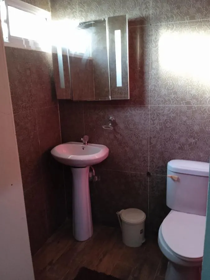 Villa Con Piscina En Los Jardines Boca Chica アパート